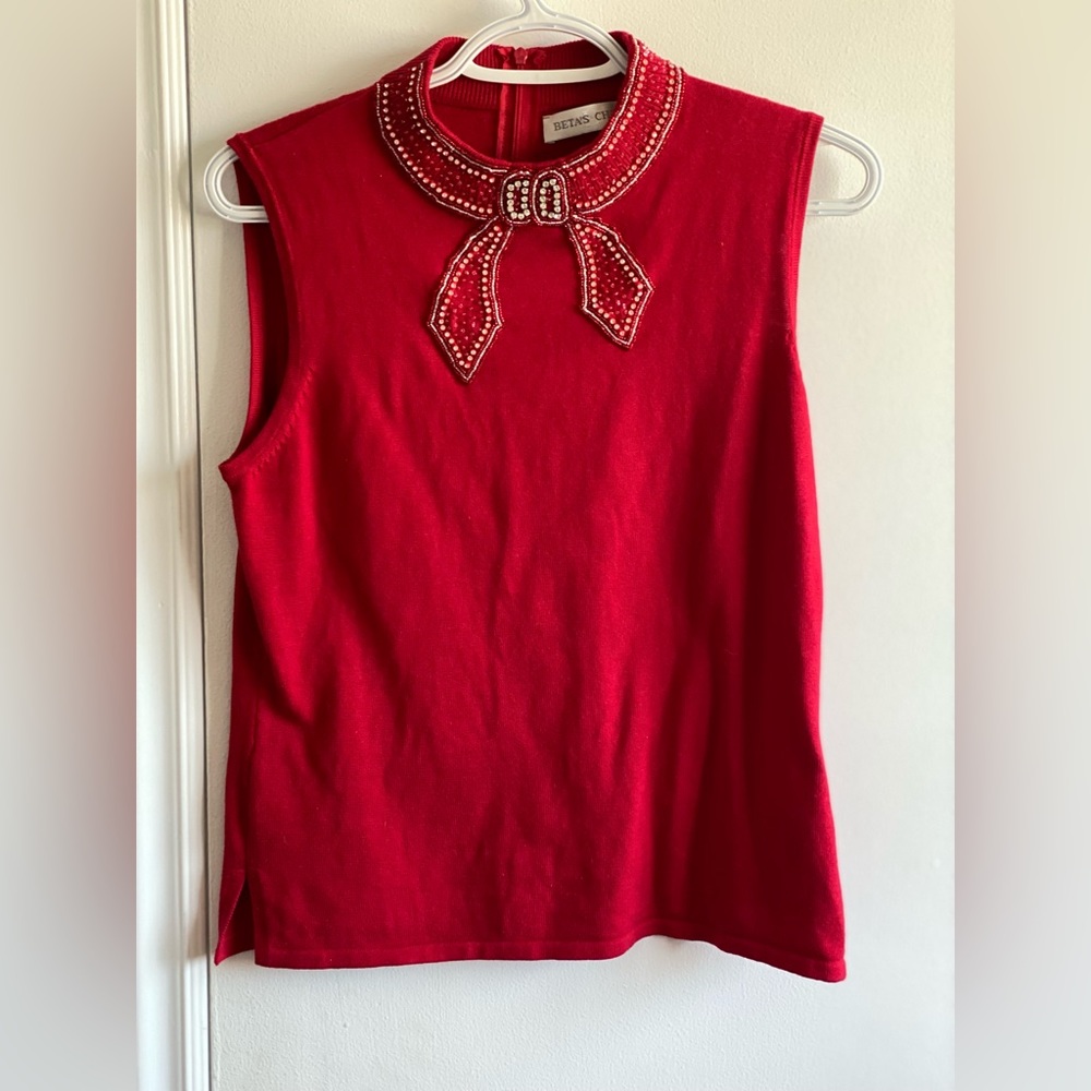 Beta’s Choice Red Sleeveless Top - Picture 8 of 12
